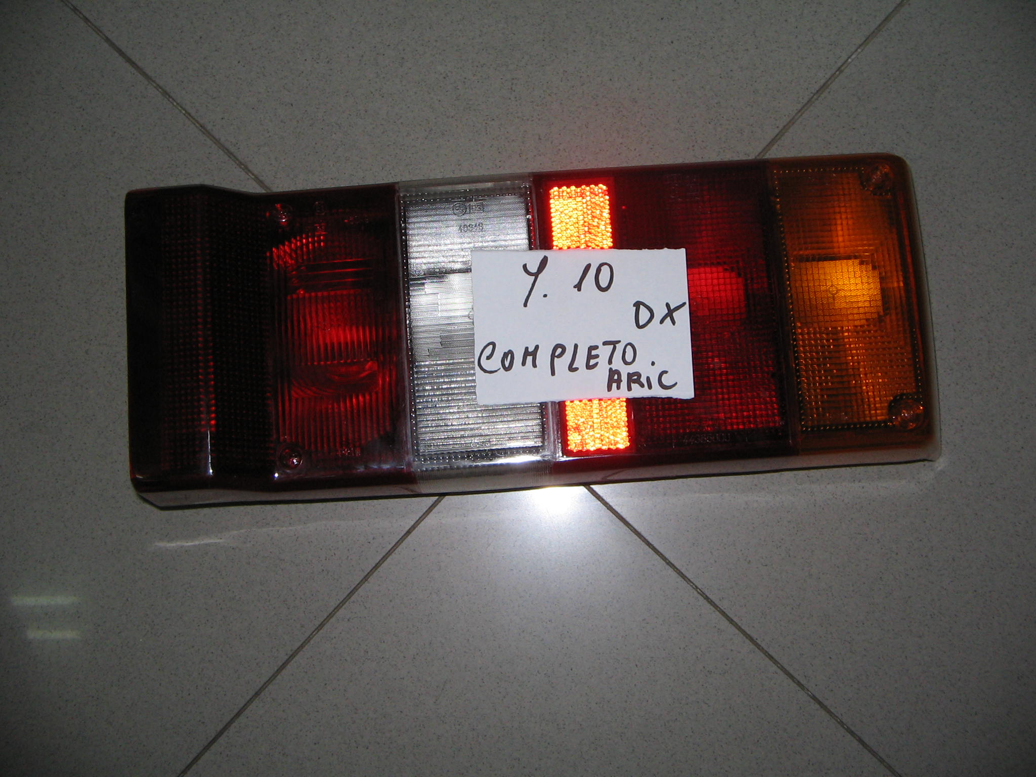 FANALINO COMPLETO Y 10 DX N.1207 N. 1.207